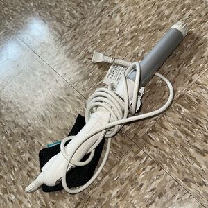 Monat Perfect Wave Curling Iron Rotating 1 1/4 Inch Barrel Digital Display